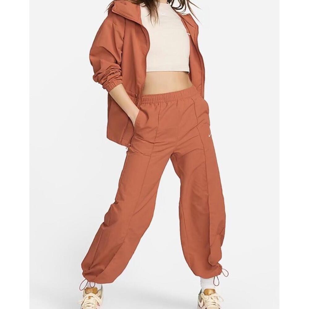 Nike Pants Sportswear  Wovens Women's Burnt Sunrise /Sail Open-Hem S FQ3588 - Picture 2 of 8